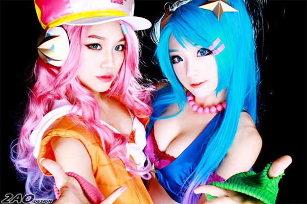 beautiful-cosplay-game-2-sisters