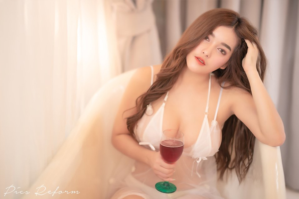 View - Mỹ nữ Thái Lan với váy trắng hờ hững - ✫ Ảnh đẹp ✫
