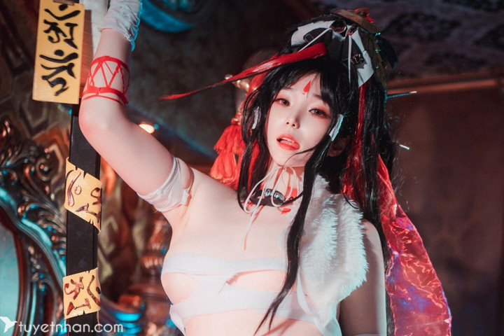 chinese-girl-cosplay-bambi-kalaratri-sexy