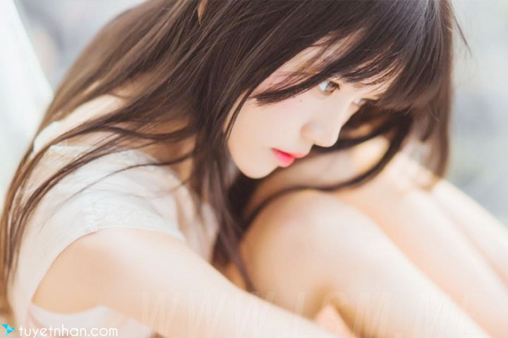 MTYH Vol.226 Girl by the window