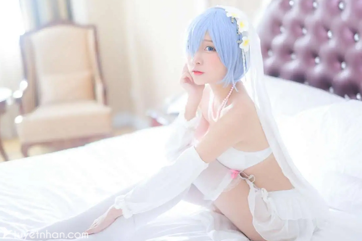 sexy-girl-cosplay-蕾姆婚纱