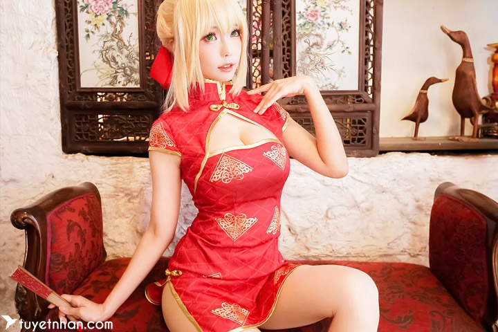 ely-emperor-fgo-ネロ写真-red-dress-japanese-girl