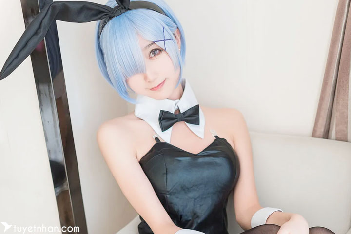 hajimeru-isekai-seikatsu-rem-cosplay-japanese-girl